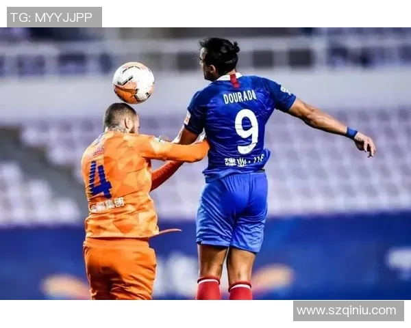 我在足球场上闪耀光芒的那些瞬间与成长故事