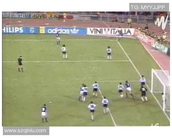 足球明星精彩瞬间集合 多角度高清图库带你走近球场风采 足球明星精彩瞬间集合 多角度高清图库带你走近球场风采